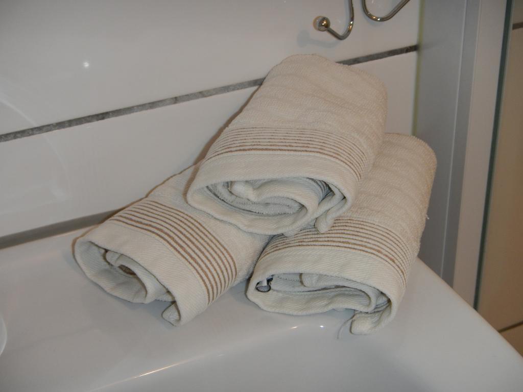 Sonniges Modernes Appartement Hoehenberg Colonia Esterno foto