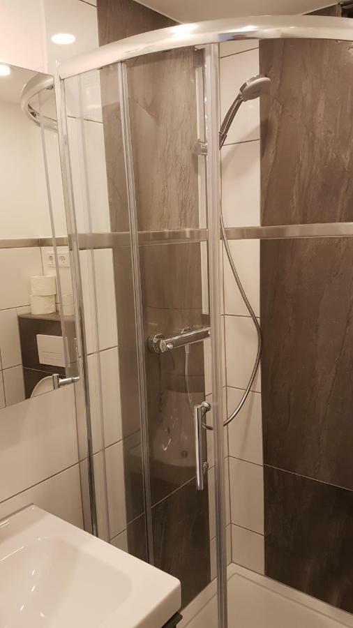 Sonniges Modernes Appartement Hoehenberg Colonia Esterno foto